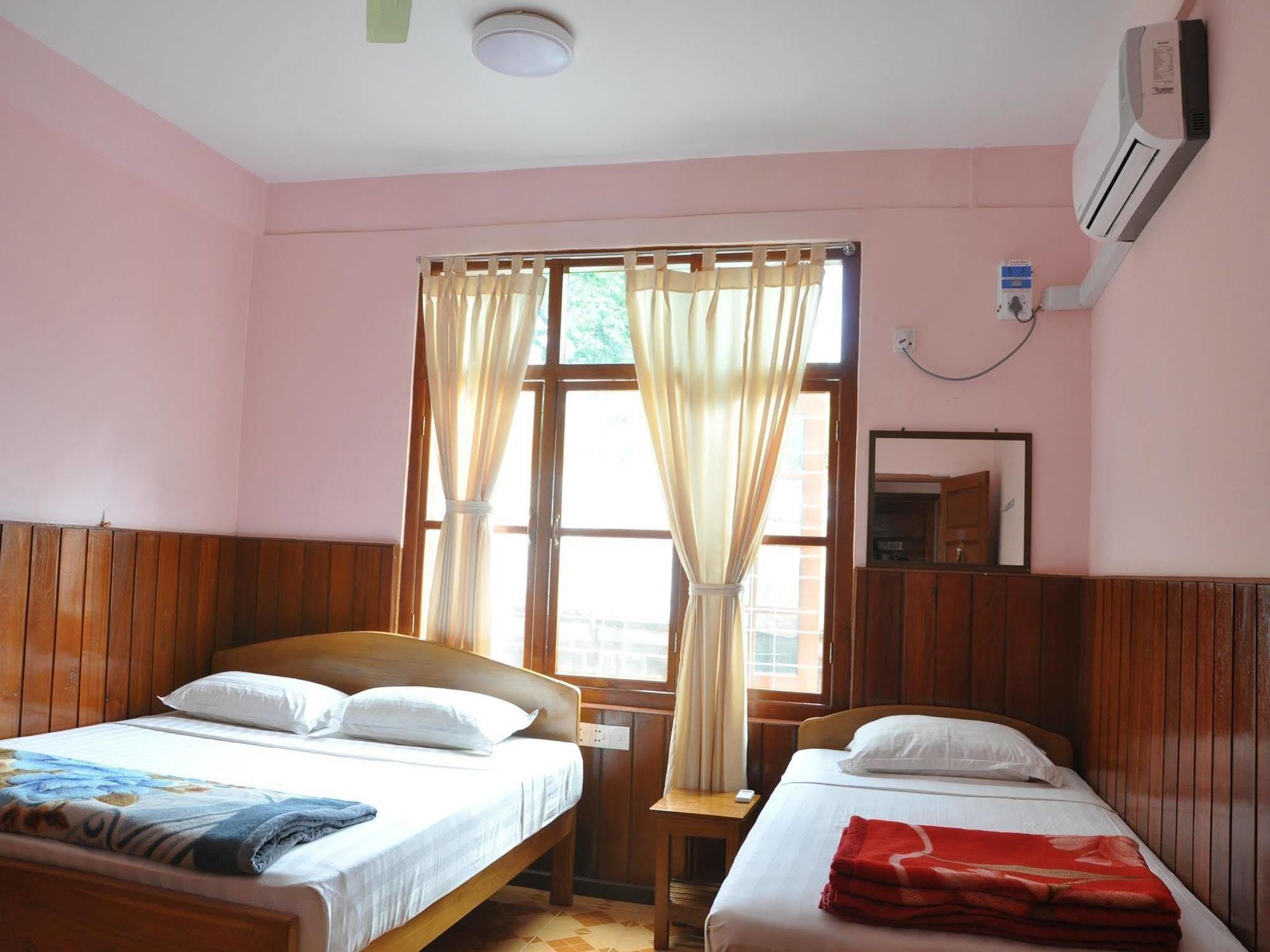 Saw Nyein San Guest House Nyaung-U Zewnętrze zdjęcie